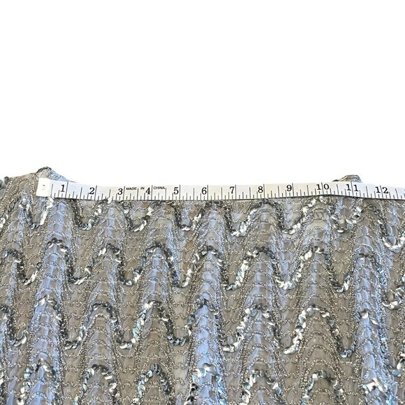 St. MARTIN Silver Wavy Sequin Crop Top Dolman Sleeves Glam Retro Disco Party Med - Picture 11 of 16